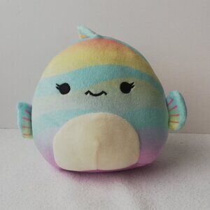 Squishmallow Canda Rainbow Fish 6"